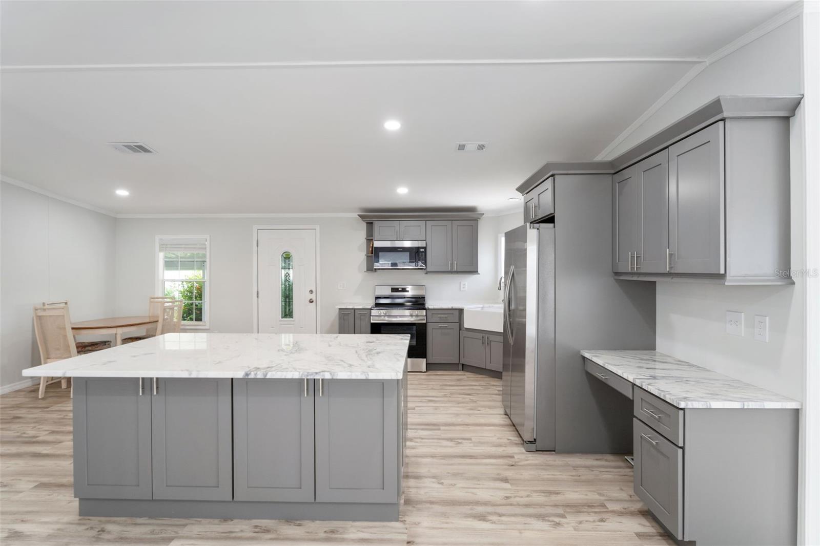 WINDMILL VILLAGE - Residential