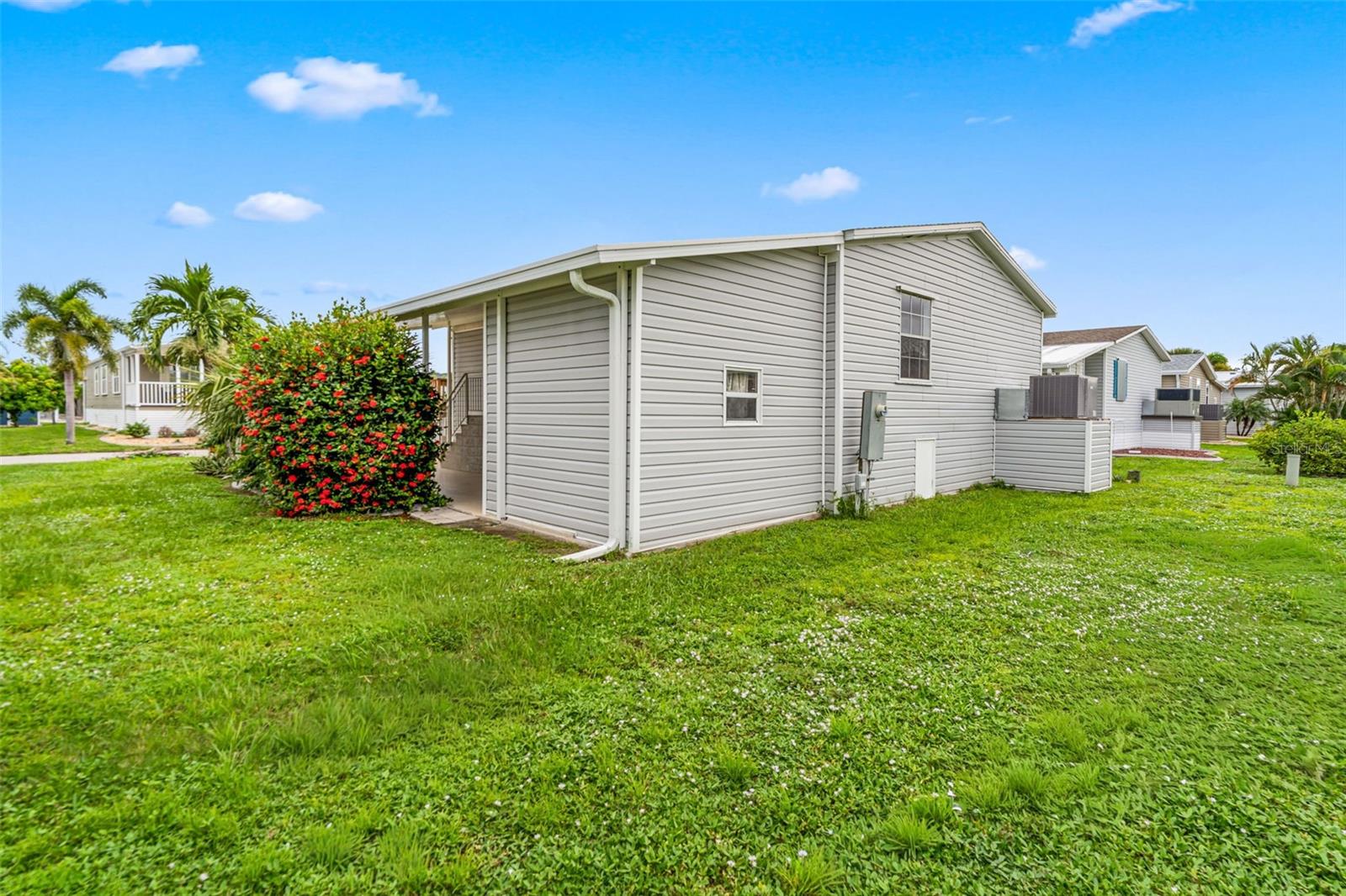 WINDMILL VILLAGE - Residential