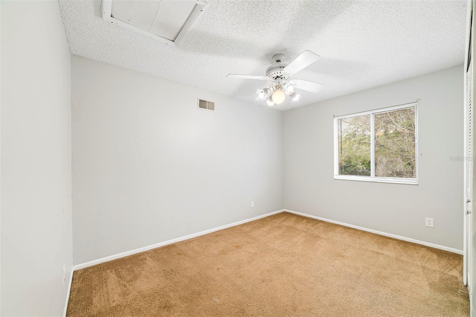 ALAFAYA WOODS - Residential