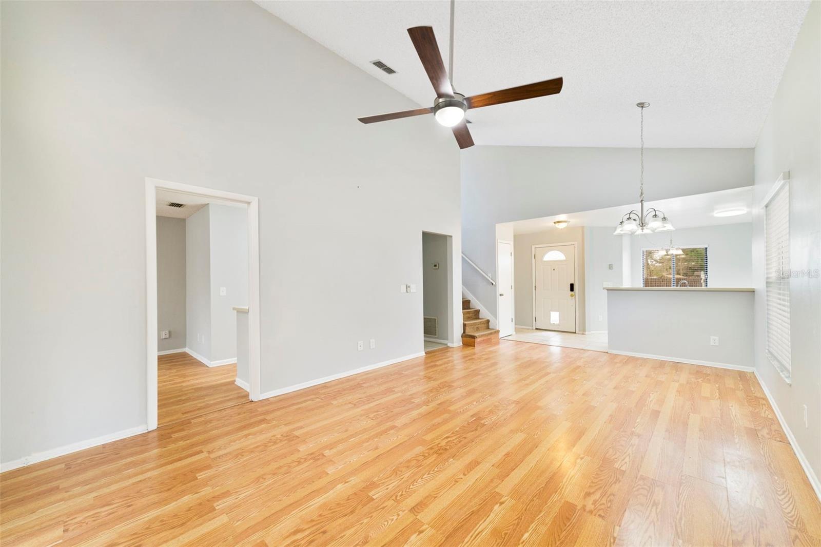 ALAFAYA WOODS - Residential