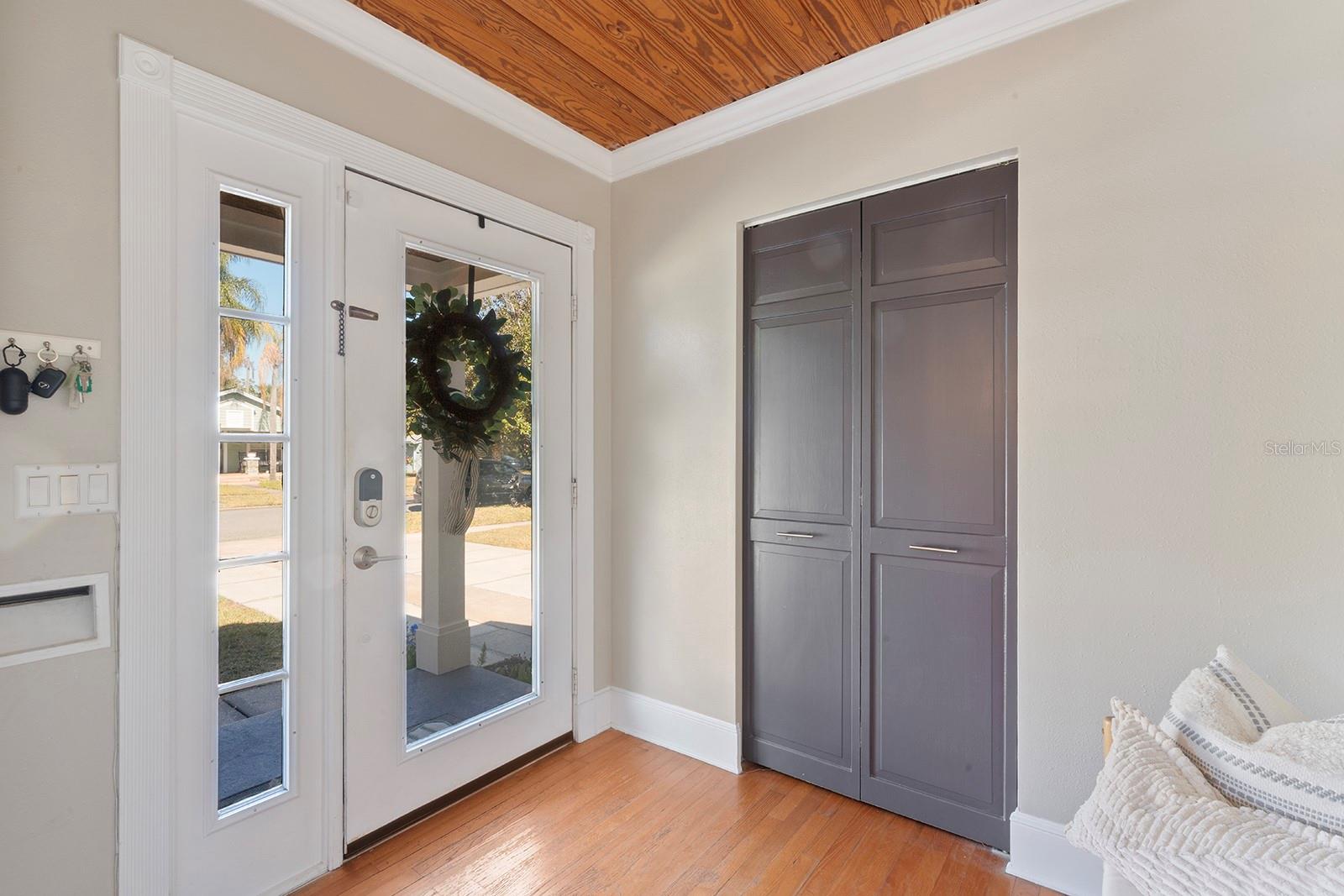 1324 W HARVARD STREET