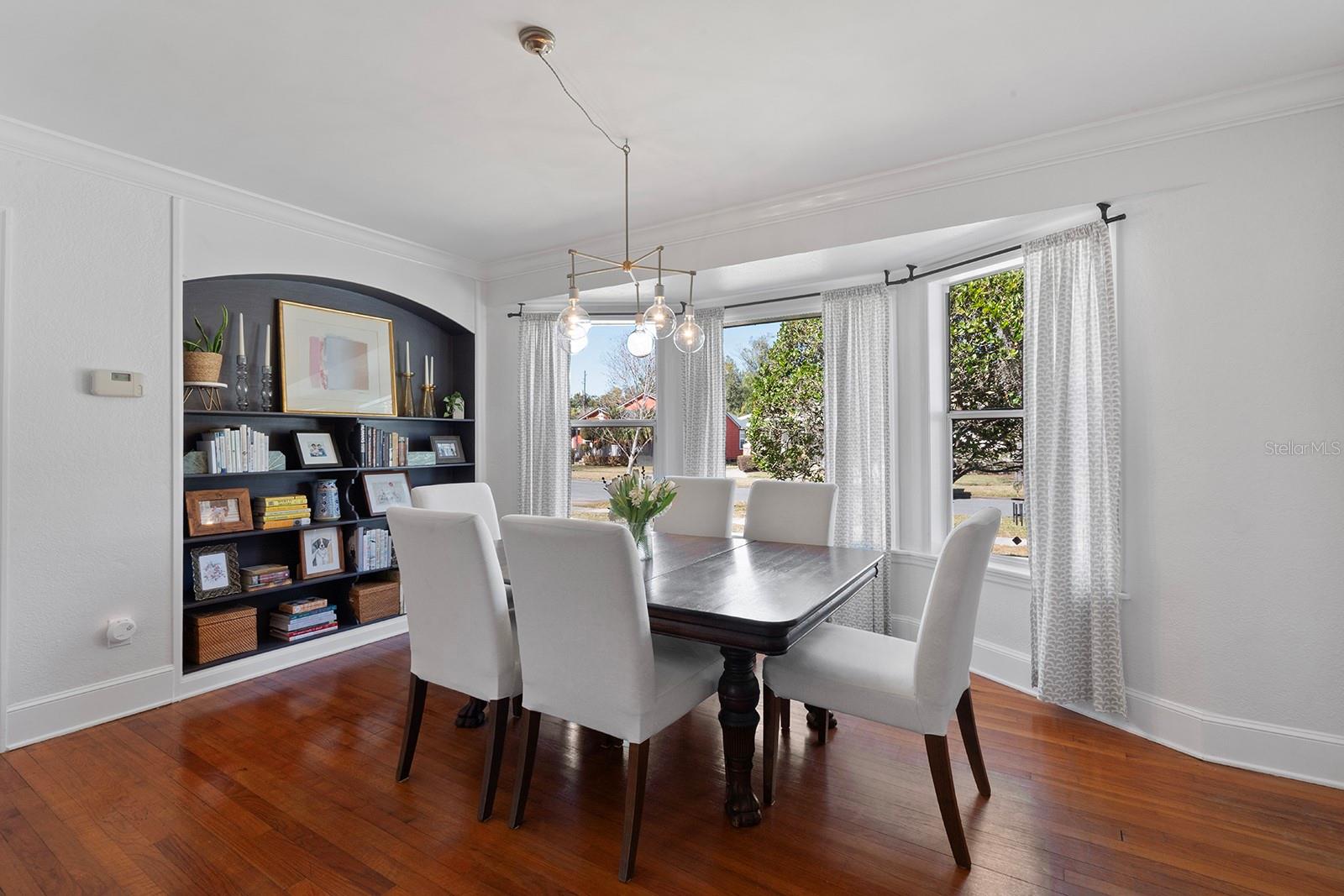 1324 W HARVARD STREET