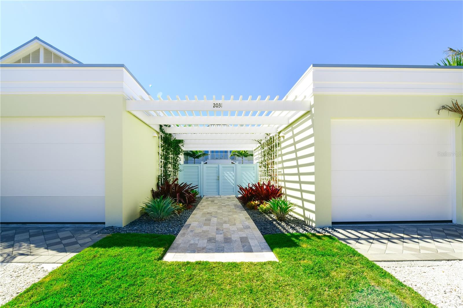 2031 SHORE LANE