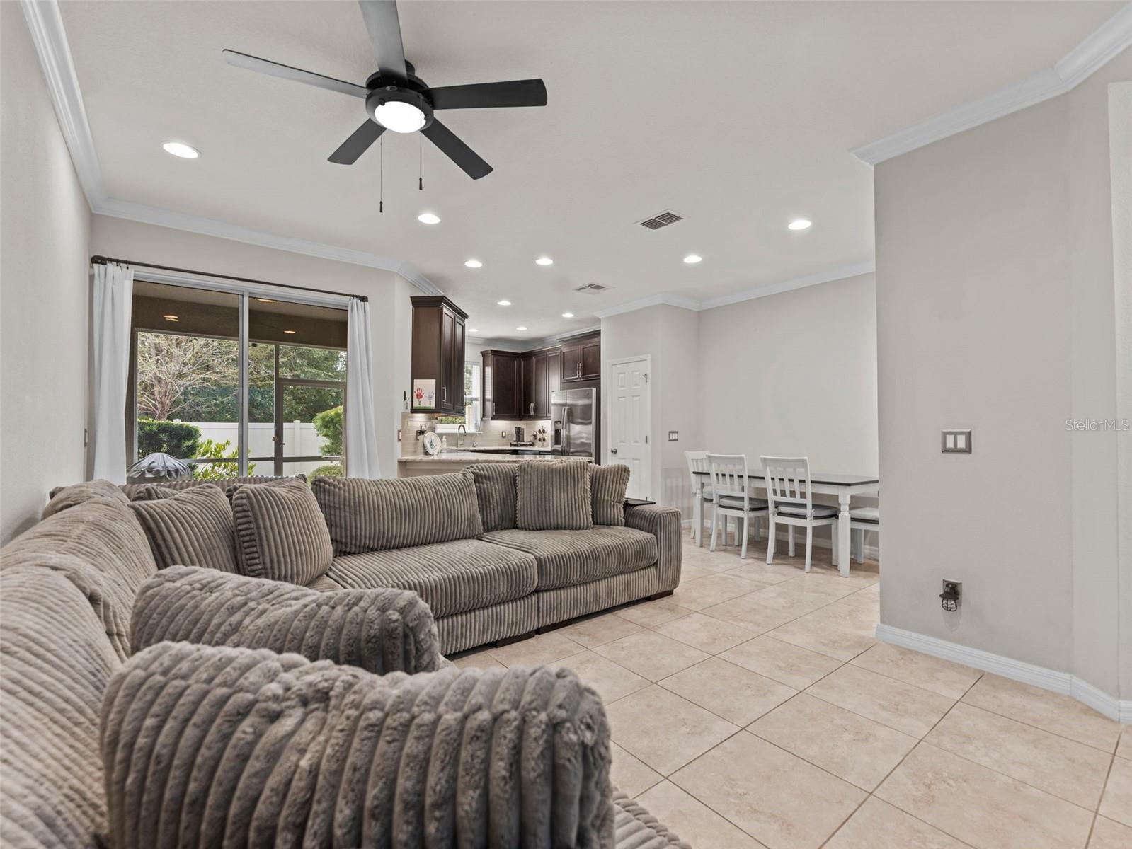 WOODSIDE TRACE - Residential