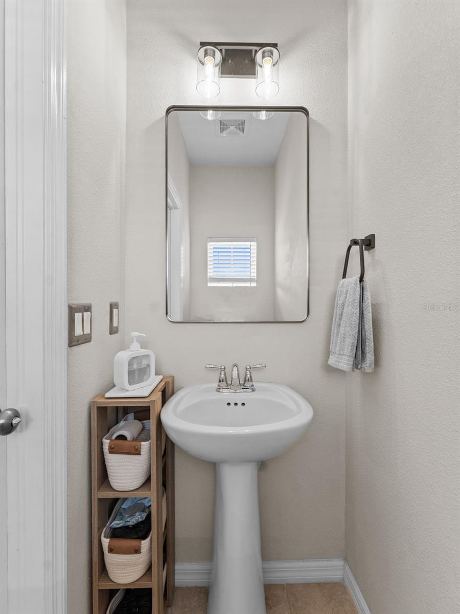 WOODSIDE TRACE - Residential