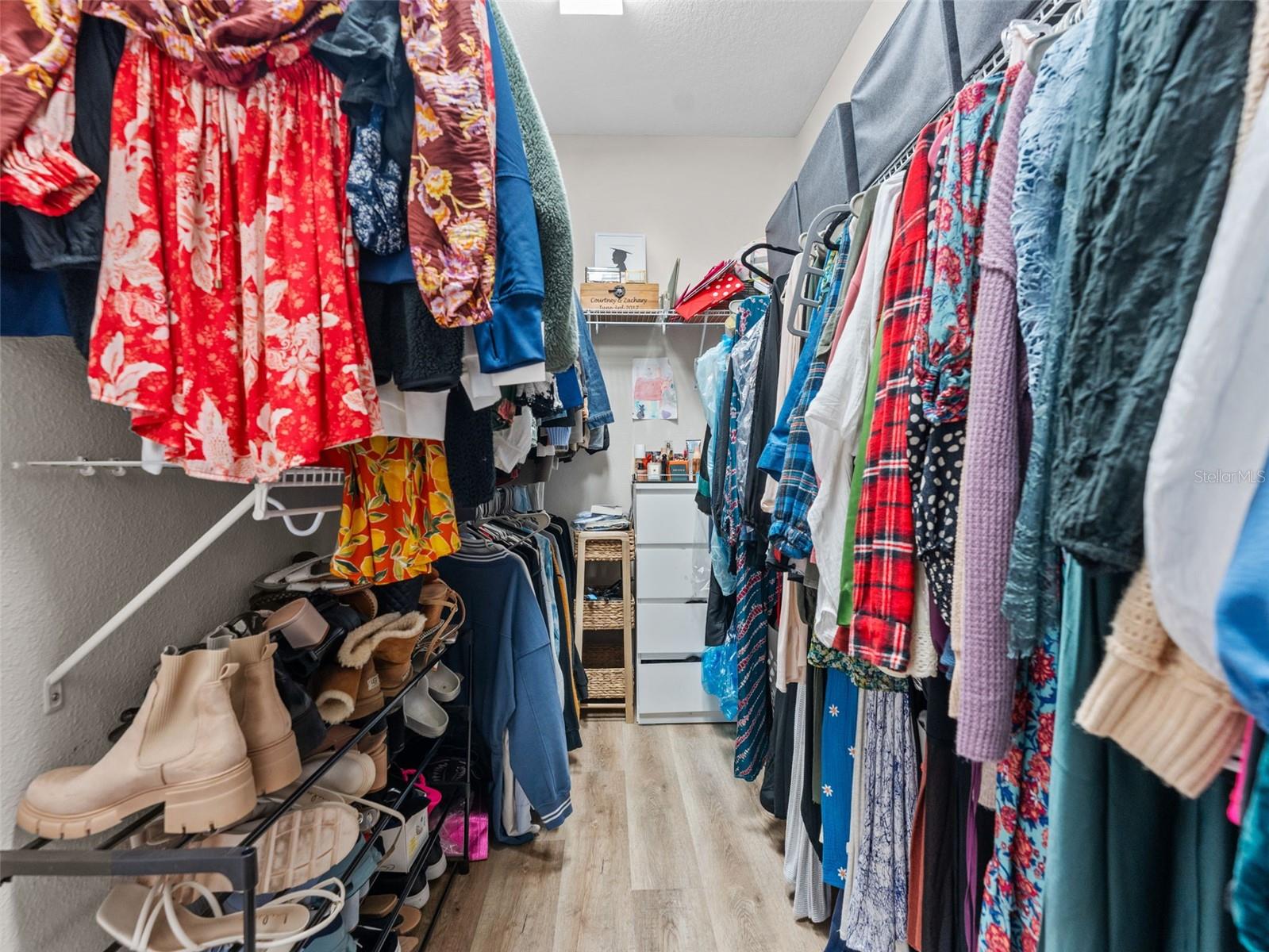 WOODSIDE TRACE - Residential