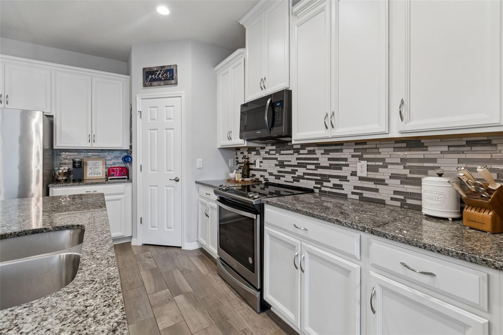 LONG LAKE RANCH VILLAGE 6 - Residential