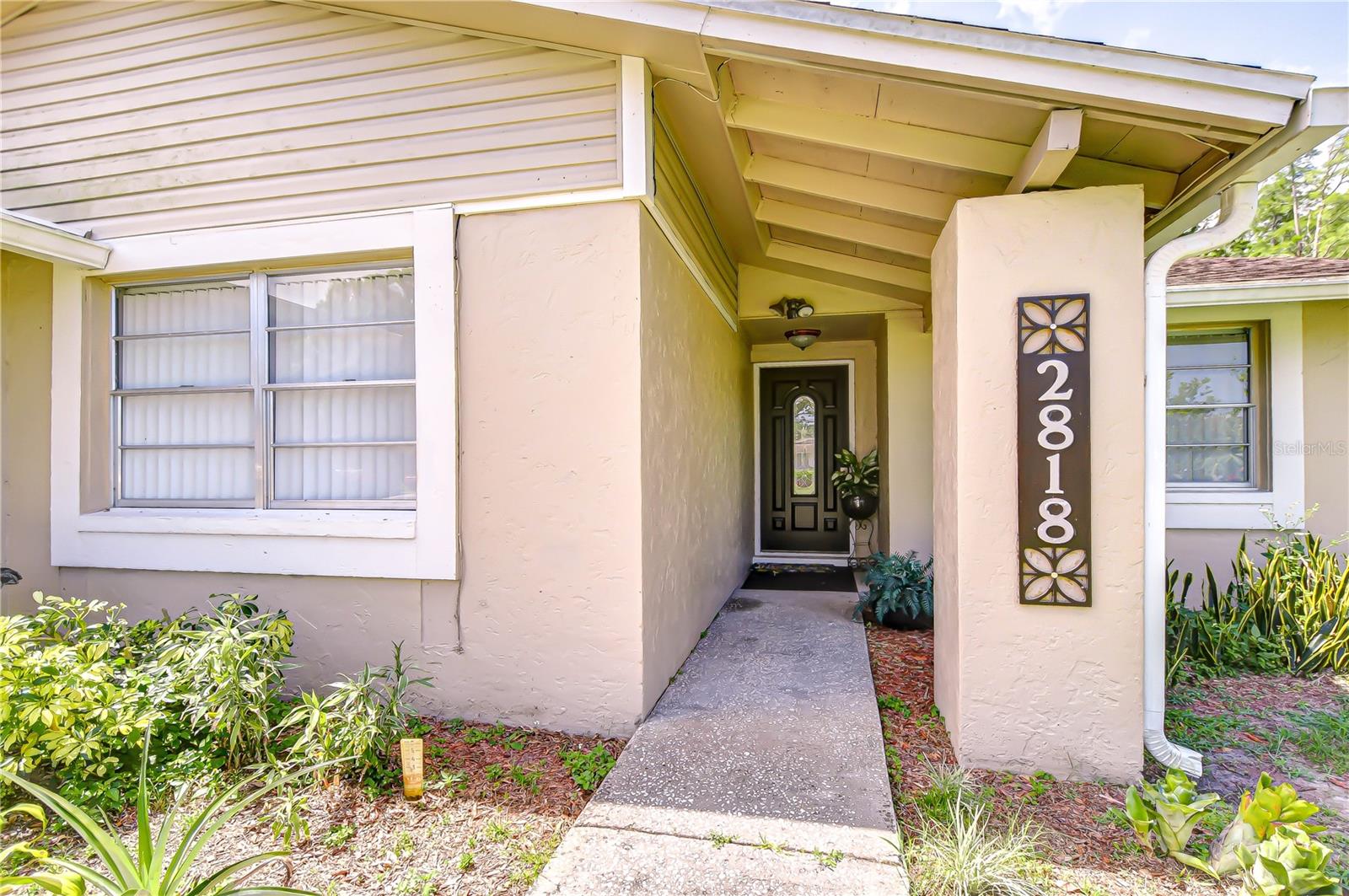 2818 CEDARIDGE DRIVE
