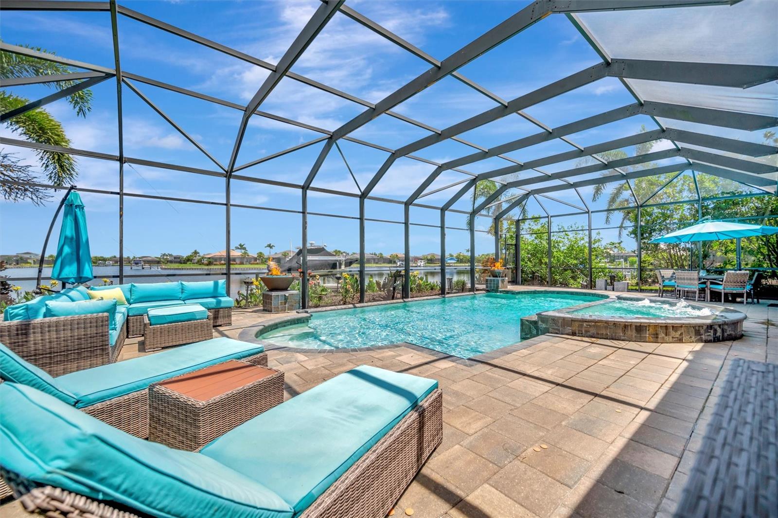 1103 KESTREL COURT