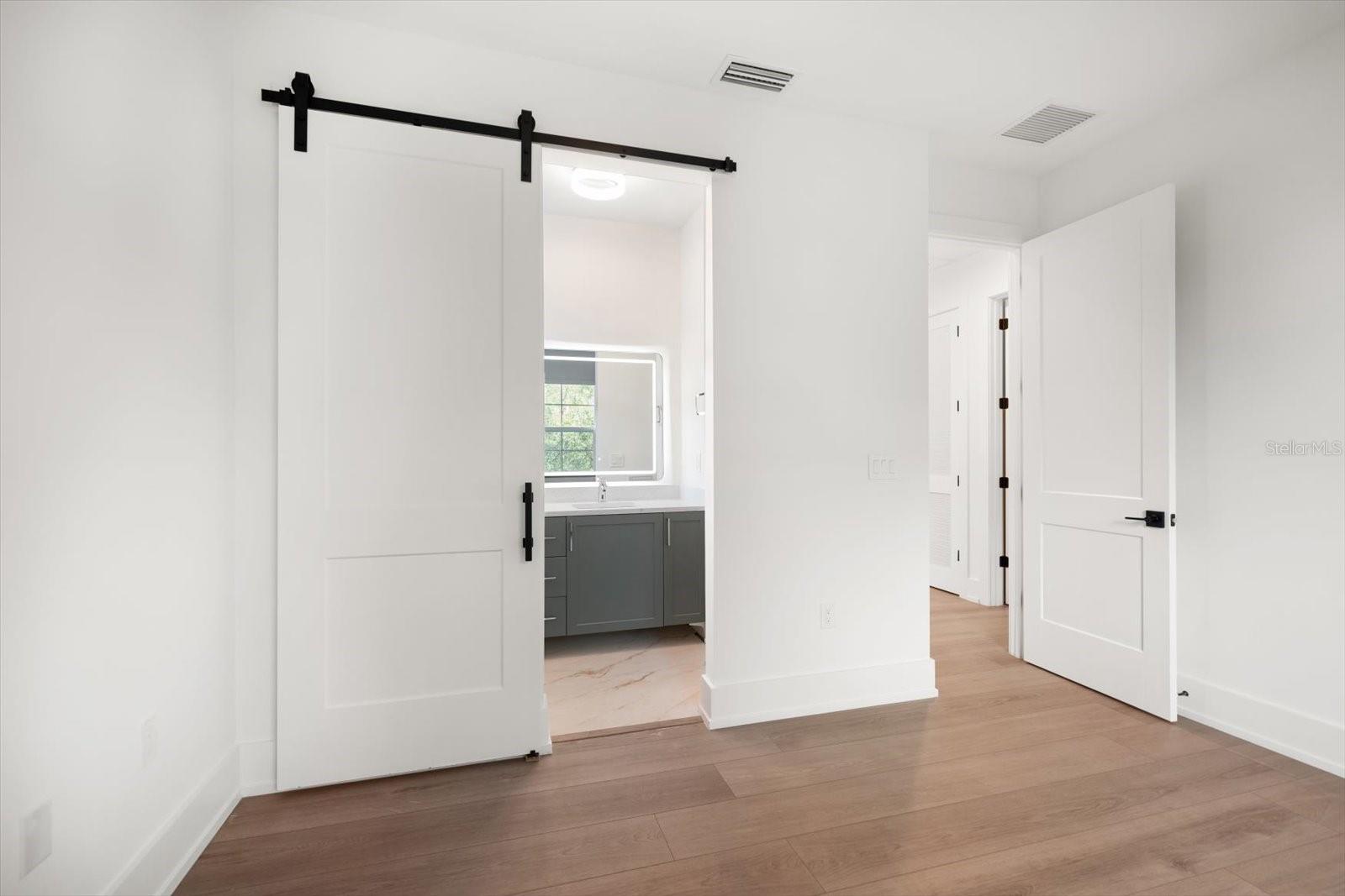 OAKLAND SUB - Residential