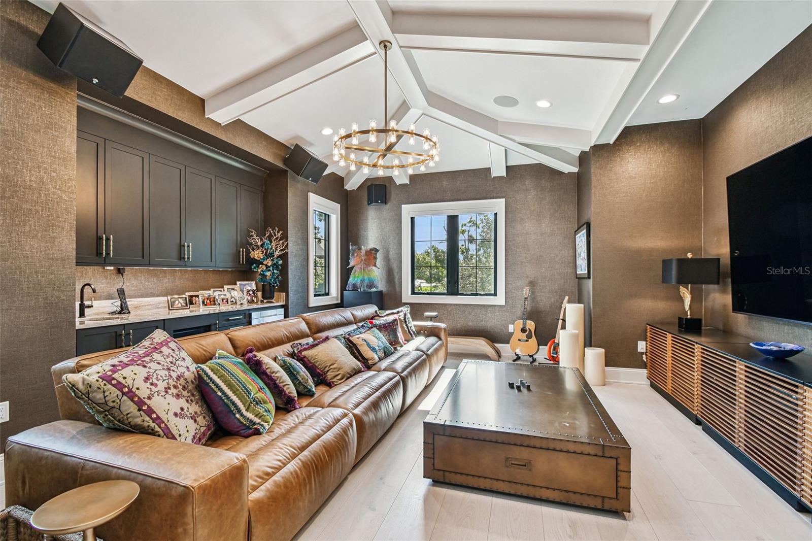 HARBOR VIEW - Residential