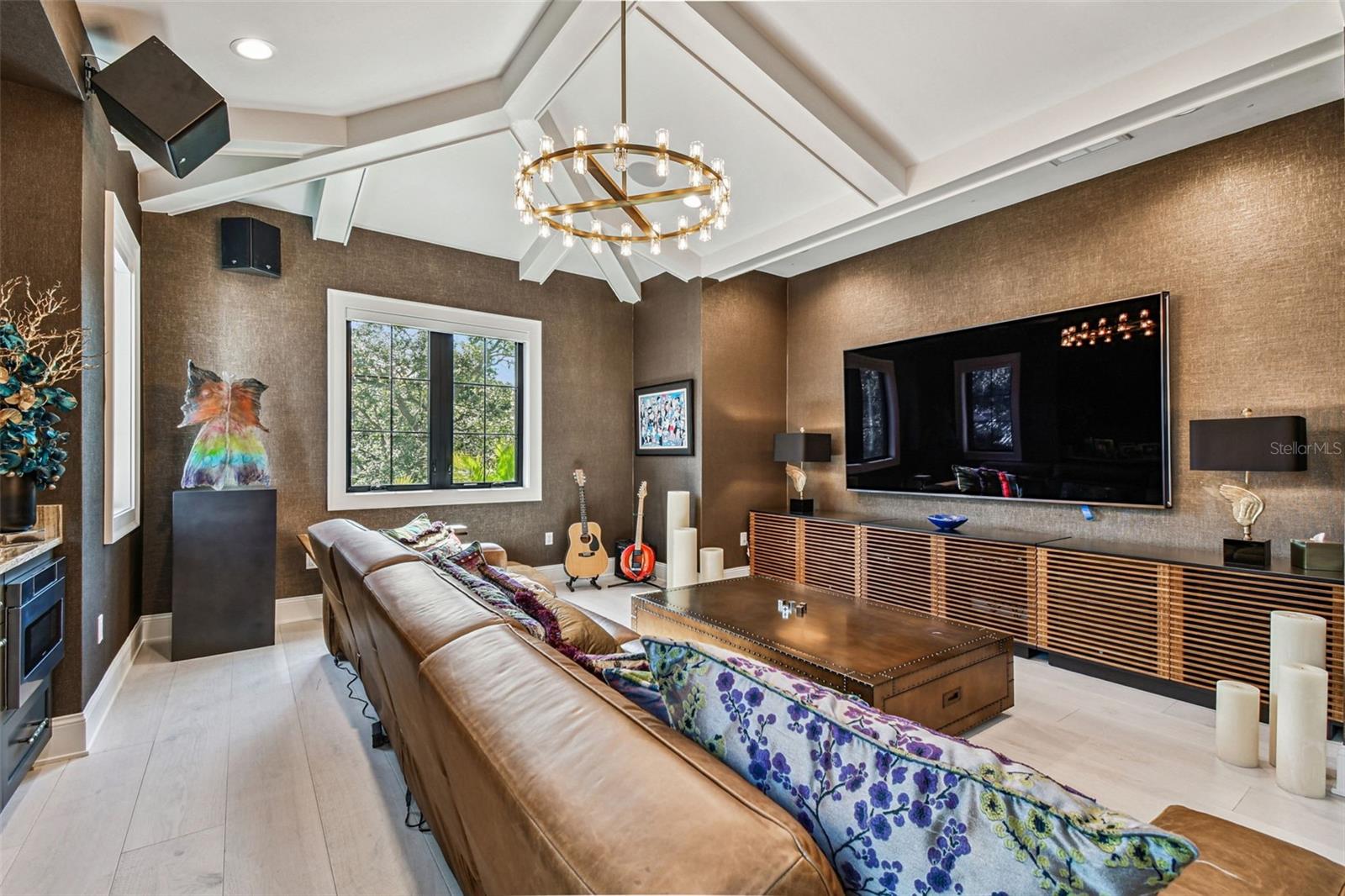 HARBOR VIEW - Residential