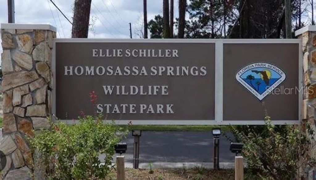 Photo of 9 Commercial Way, Brooksville, FL 34614 (MLS # W7878019)