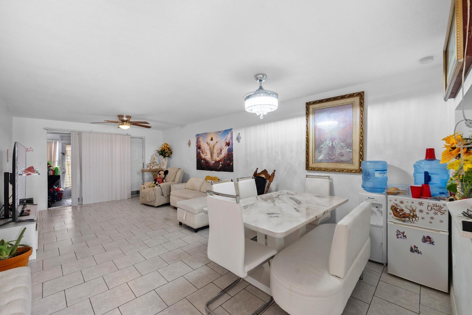 GARDENS BEACON SQUARE - Residential