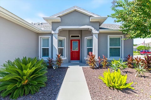 Photo of 4355 Bent Creek Lane, Leesburg, FL 34748 (MLS # G5119040)