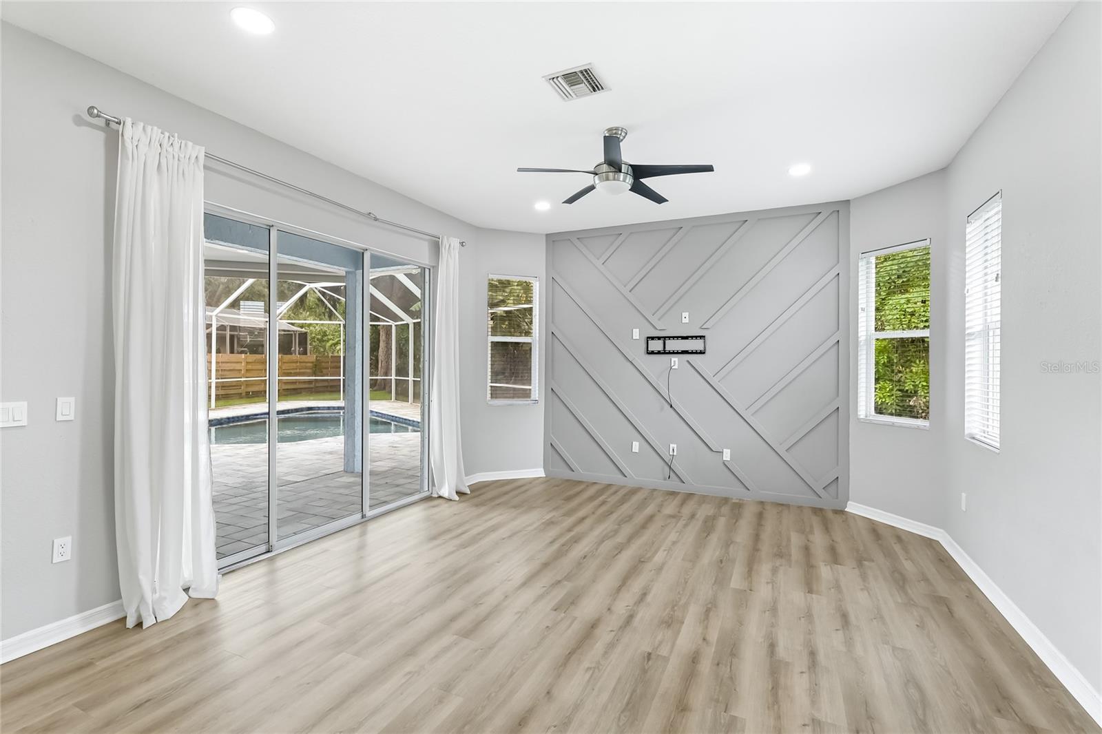 GREENFIELD - Residential