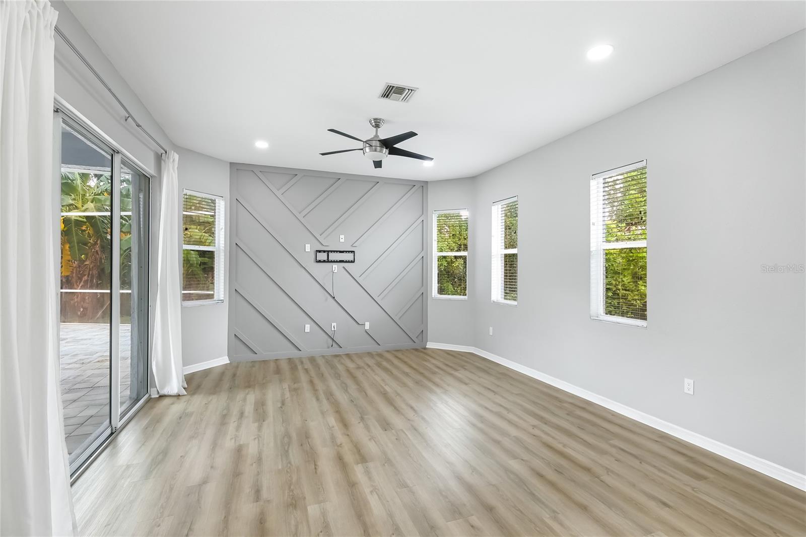 GREENFIELD - Residential