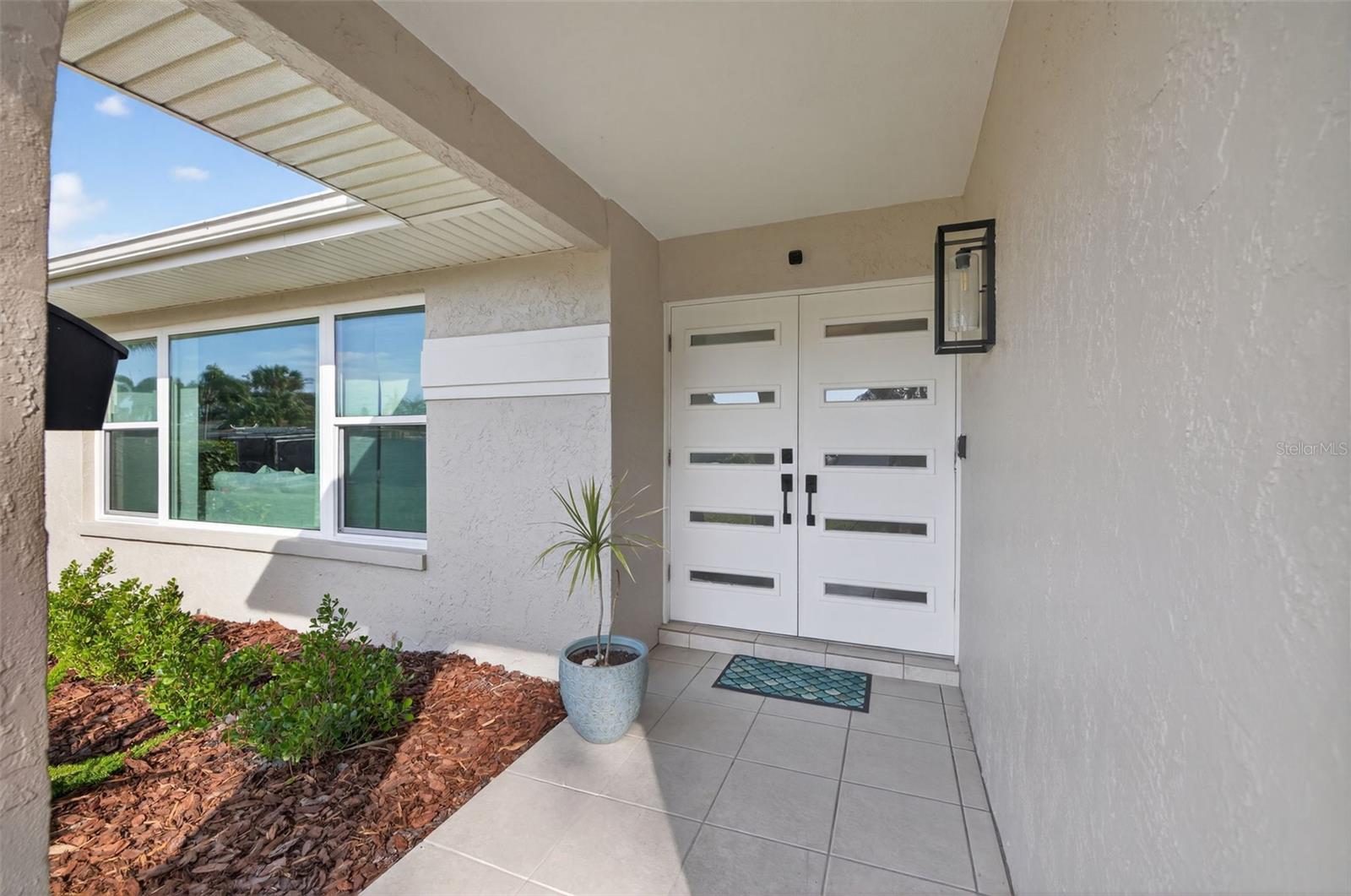 2043 TANGLEWOOD WAY NE