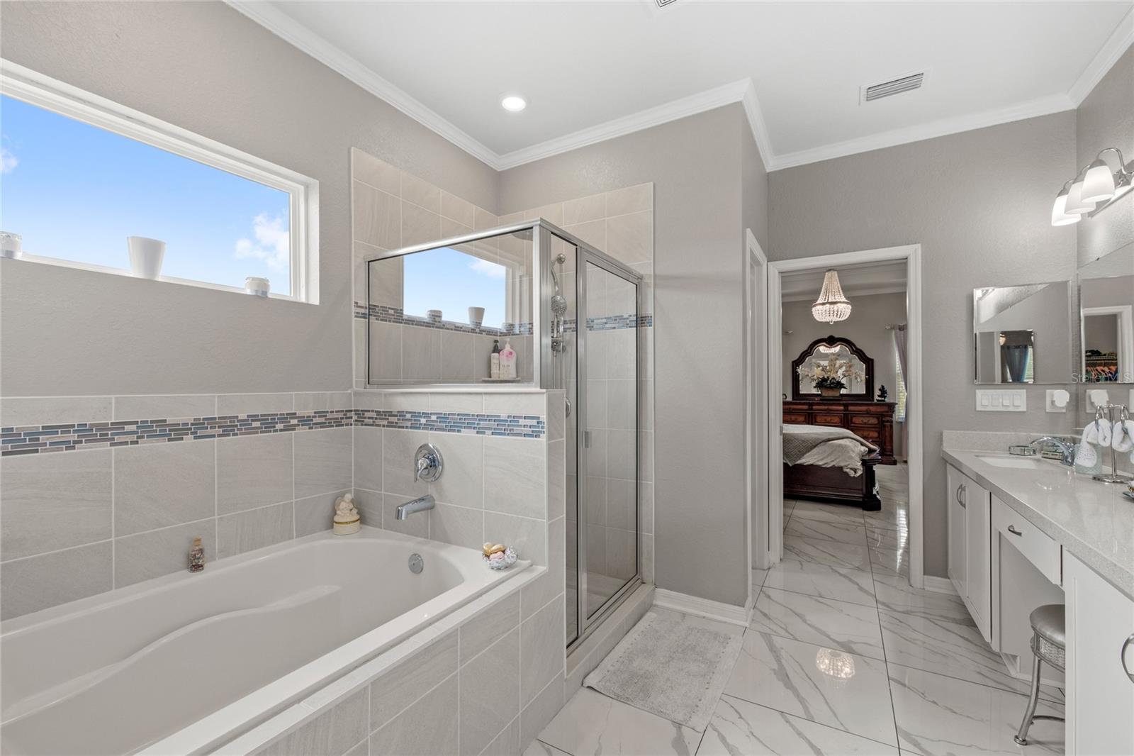 SUMMERCREST - Residential