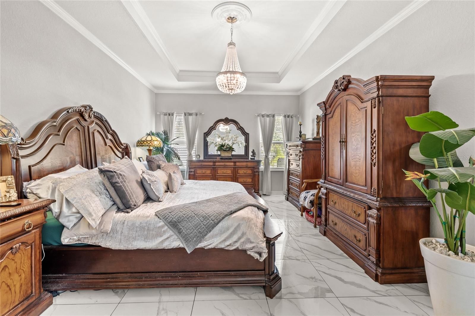 SUMMERCREST - Residential