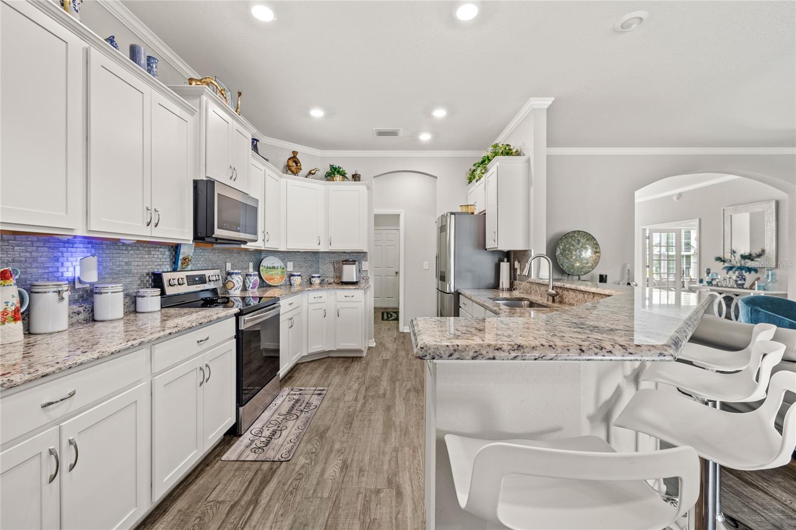 SUMMERCREST - Residential