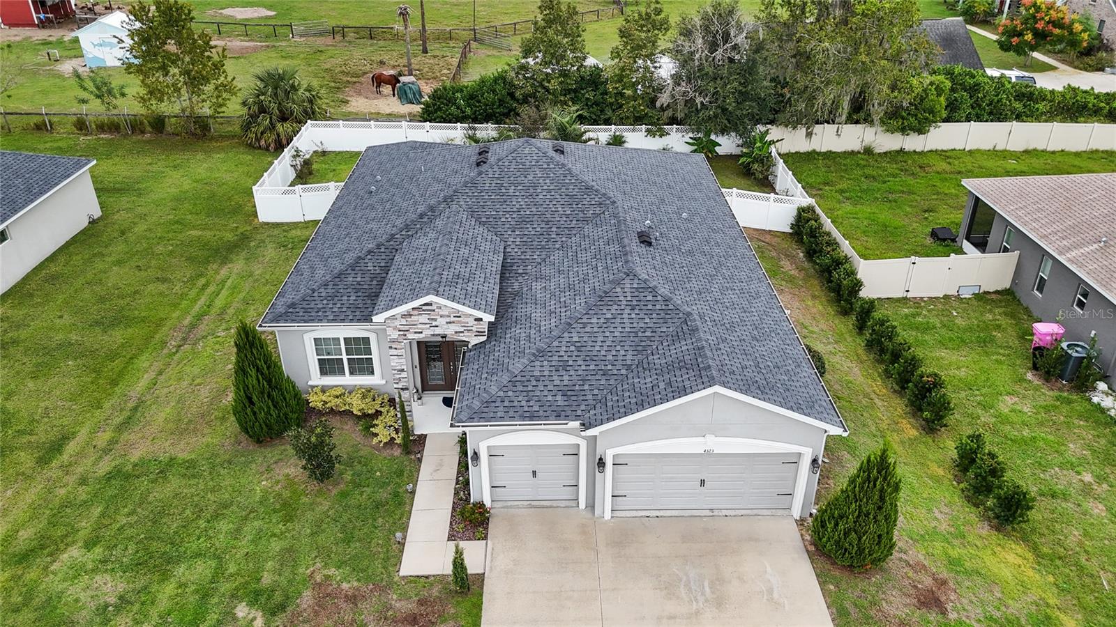 SUMMERCREST - Residential