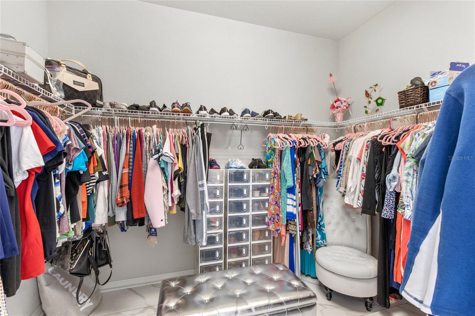 SUMMERCREST - Residential