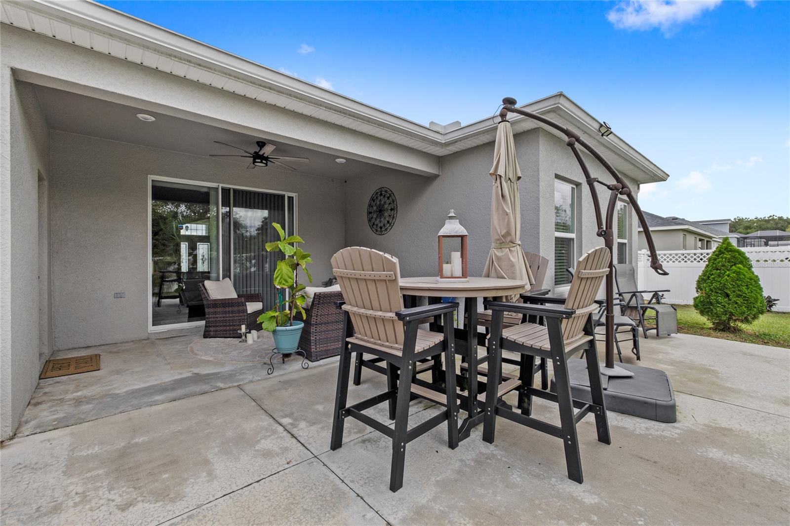 SUMMERCREST - Residential