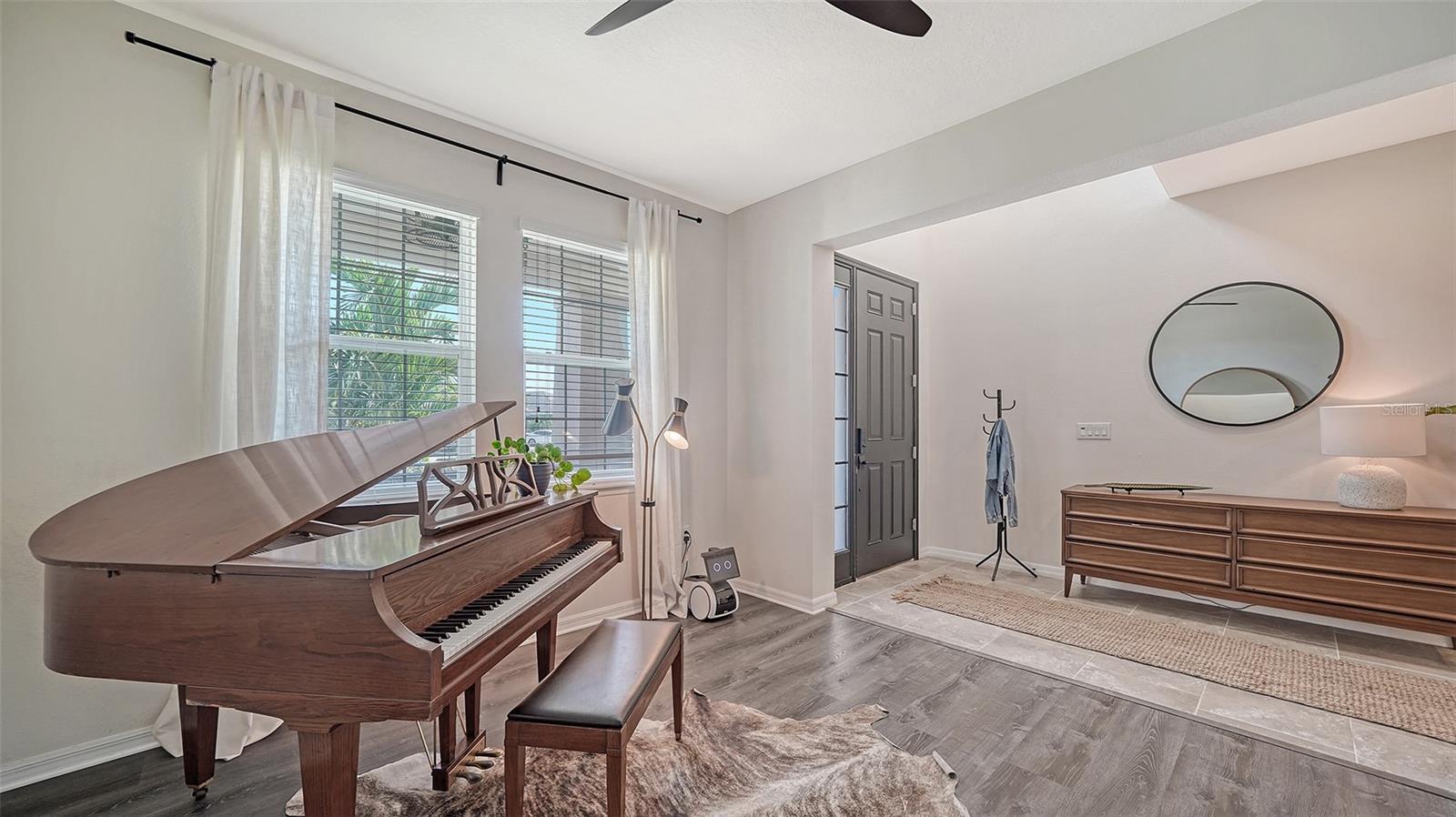 FAIRWAYS/BENT TREE - Residential