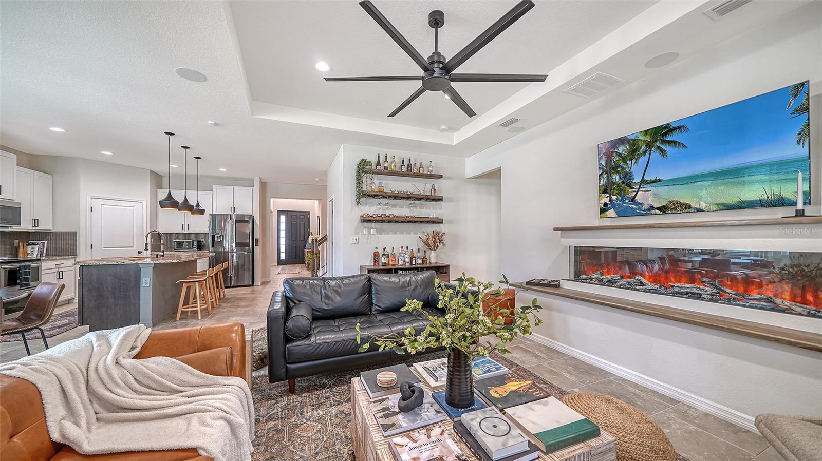 FAIRWAYS/BENT TREE - Residential