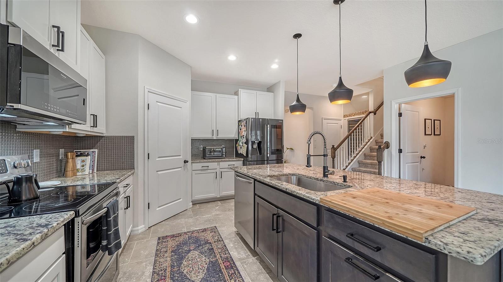 FAIRWAYS/BENT TREE - Residential