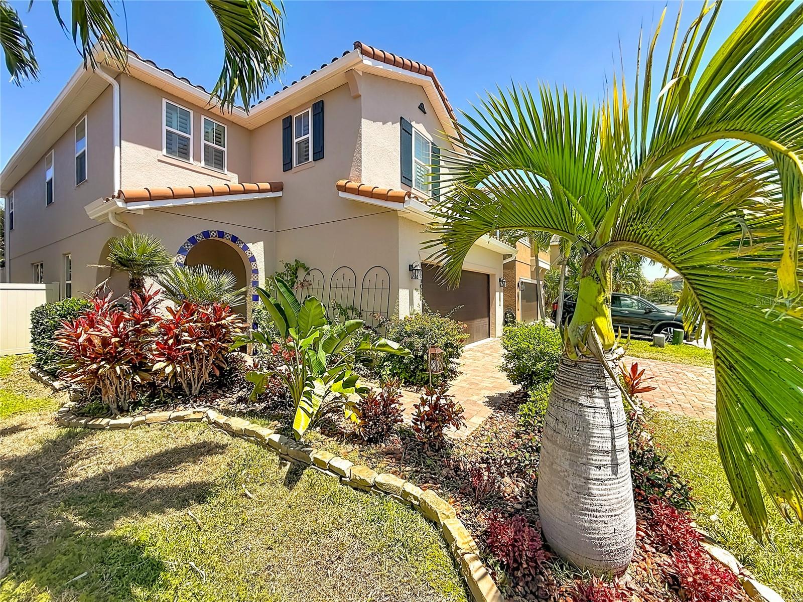 10193 GRAND OAK CIRCLE