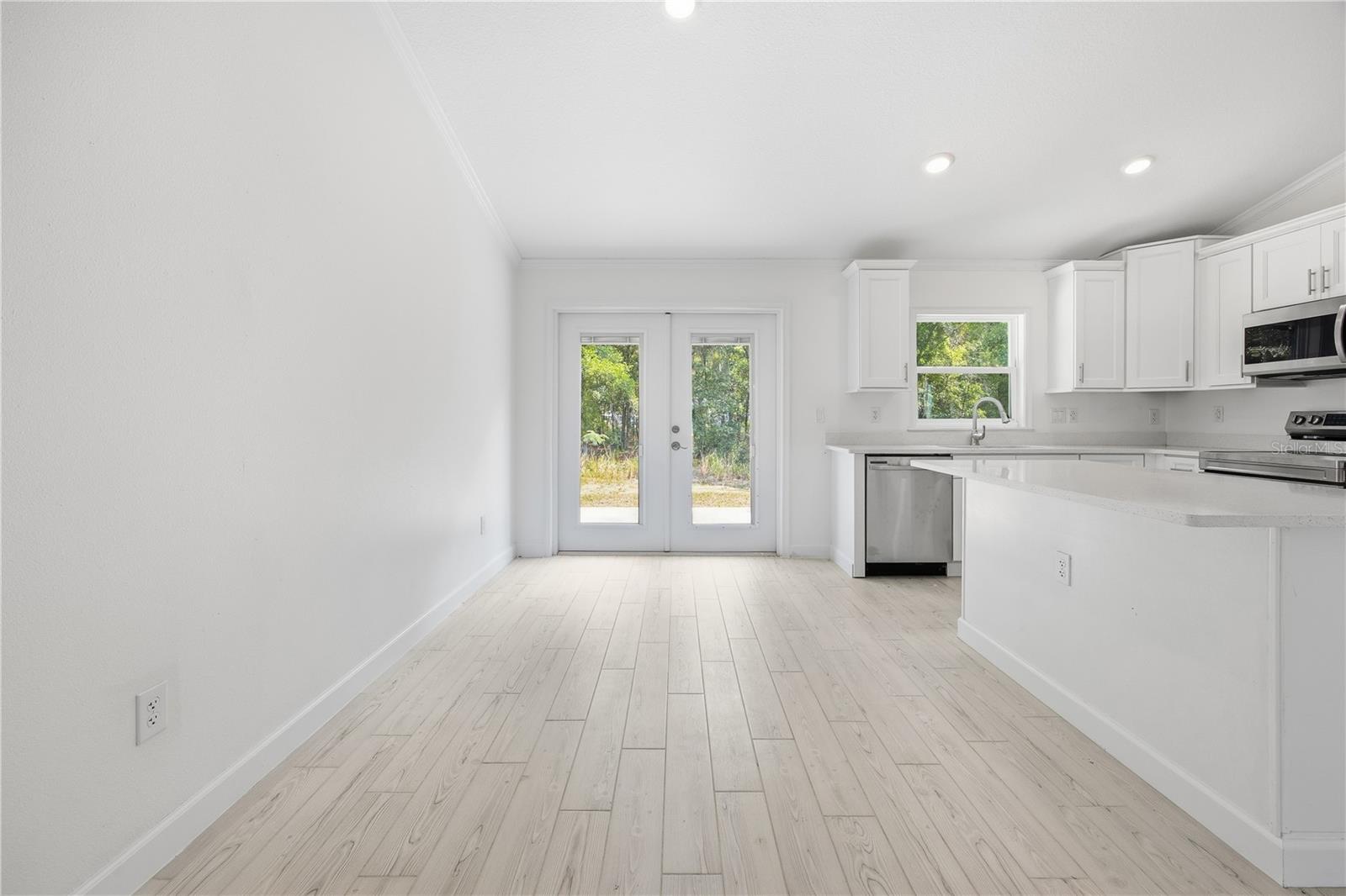 RAINBOW PARK HOMES - Residential
