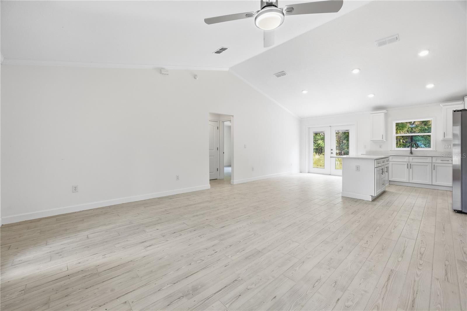 RAINBOW PARK HOMES - Residential
