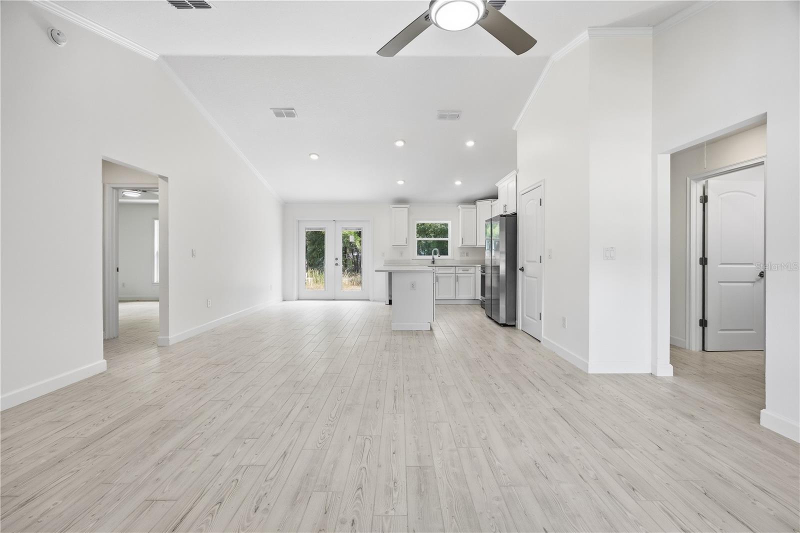 RAINBOW PARK HOMES - Residential