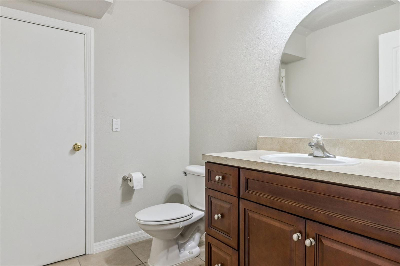 1947 ESTANCIA CIRCLE 8C