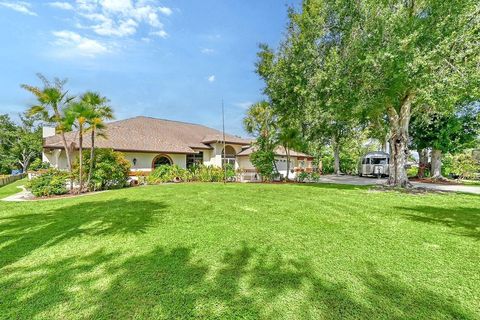 A home in PORT CHARLOTTE