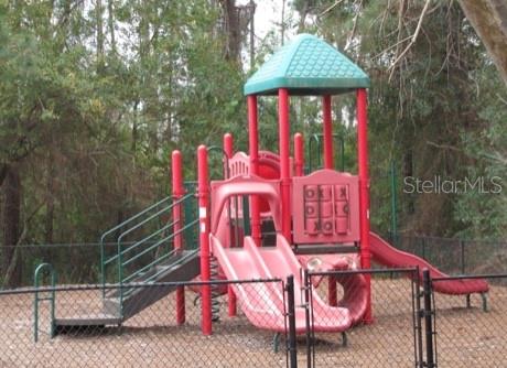 RESIDENCES/VILLA MEDICI CONDO - Residential Lease