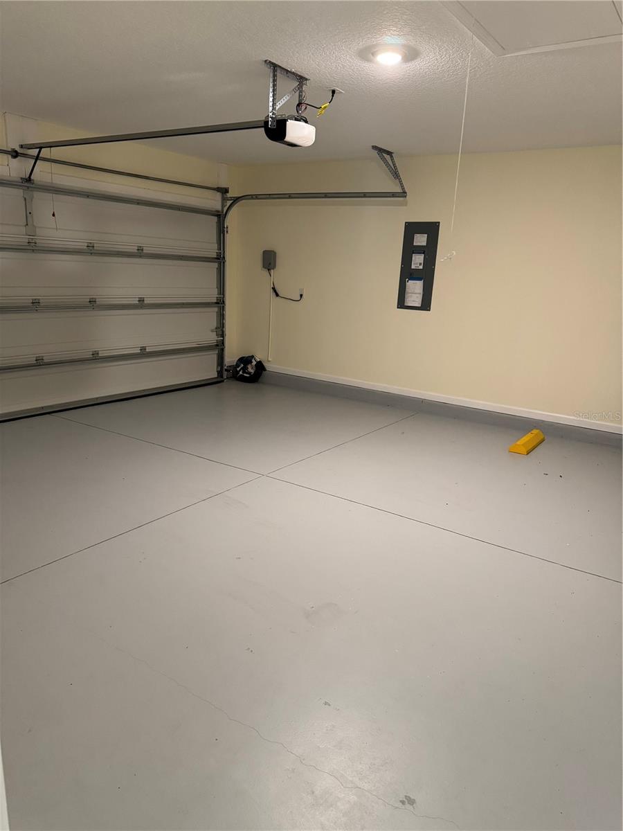 RAVENSWOOD VILLAGE - Residential