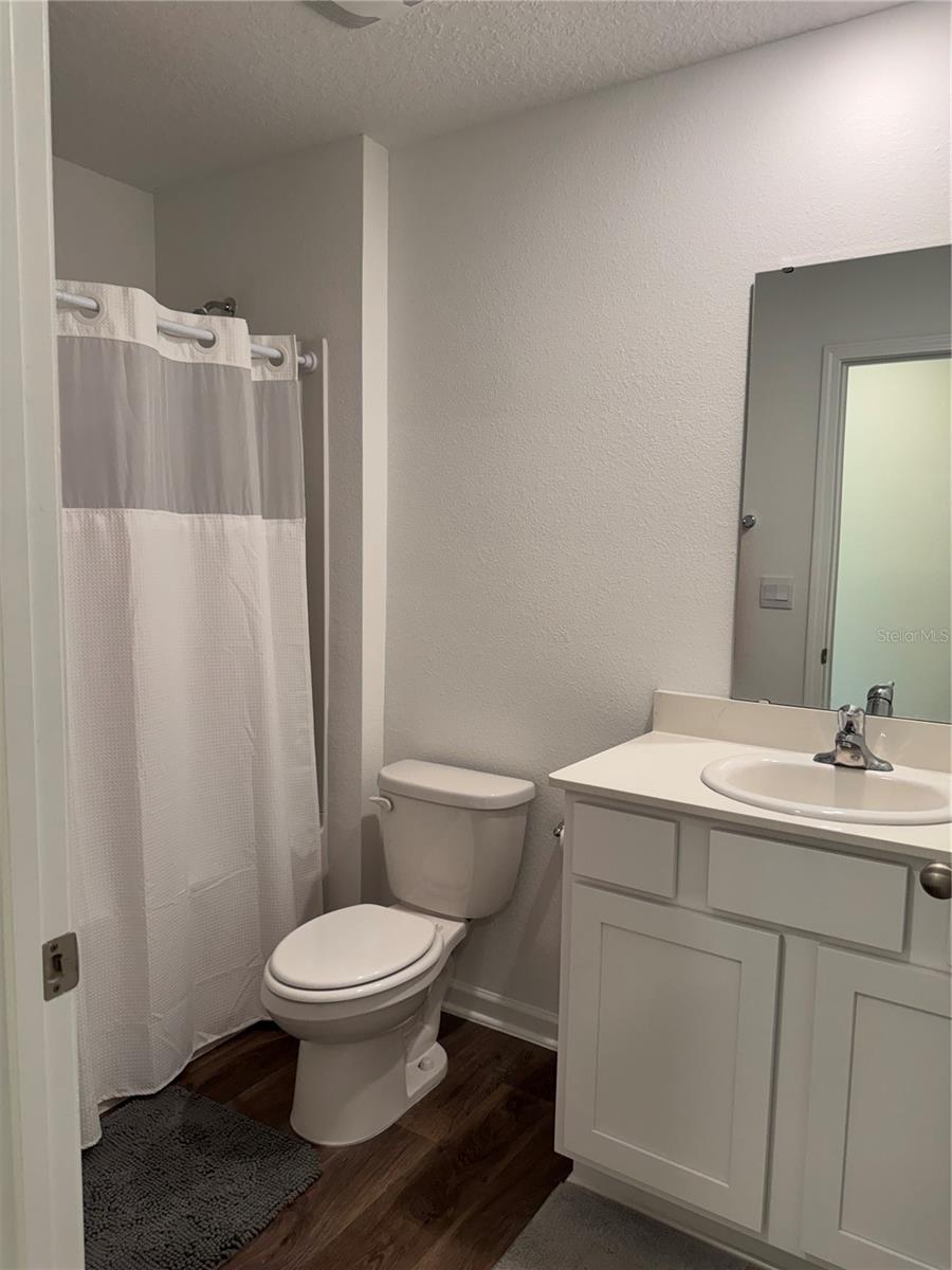 RAVENSWOOD VILLAGE - Residential