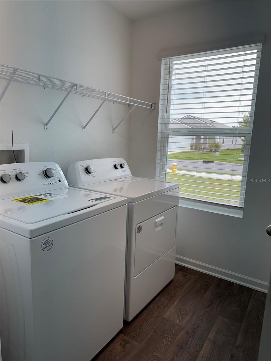 RAVENSWOOD VILLAGE - Residential