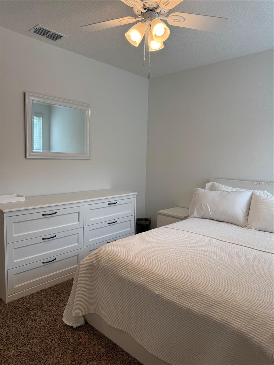 RAVENSWOOD VILLAGE - Residential