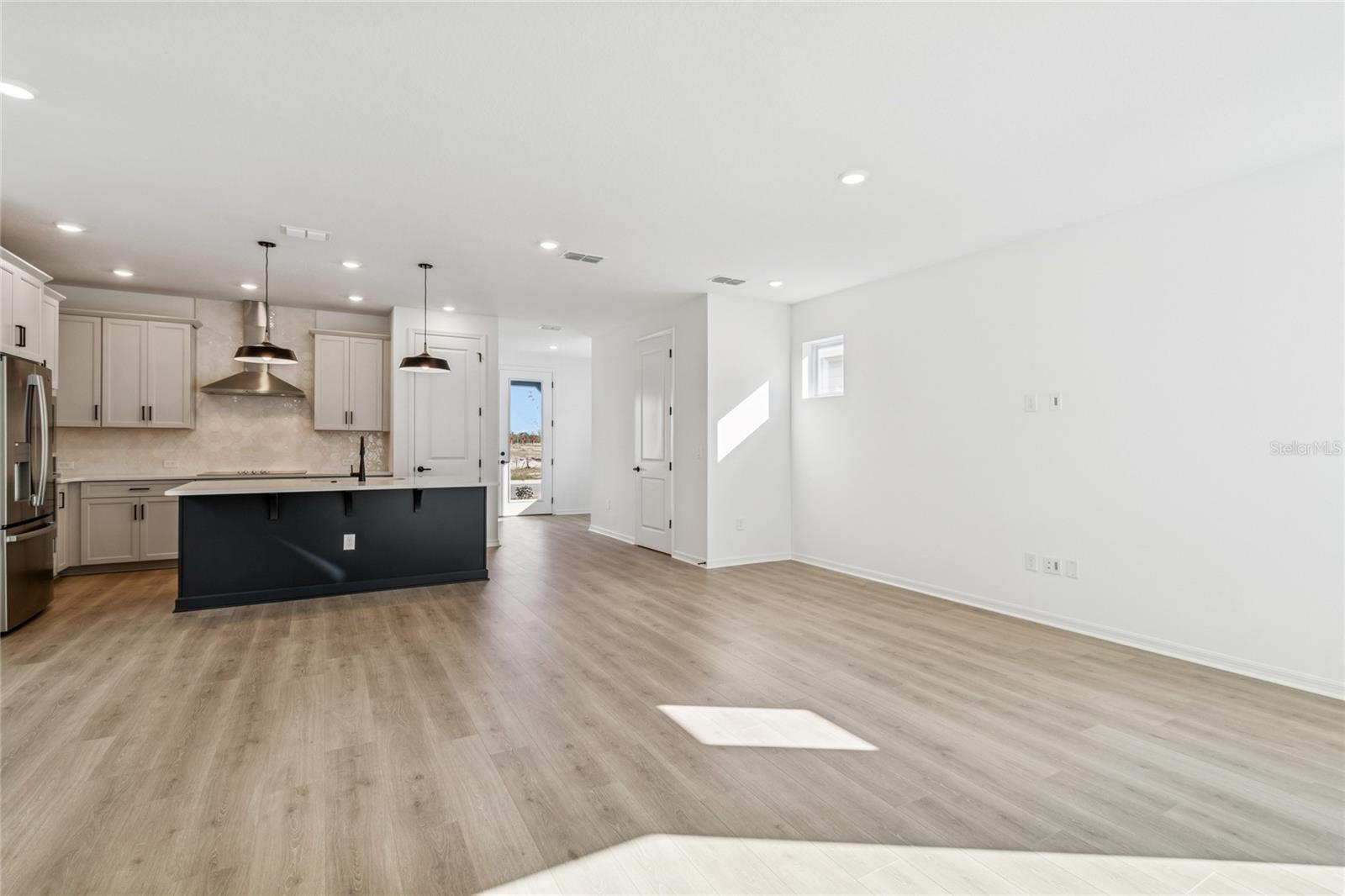 WESLYN PARK - Residential