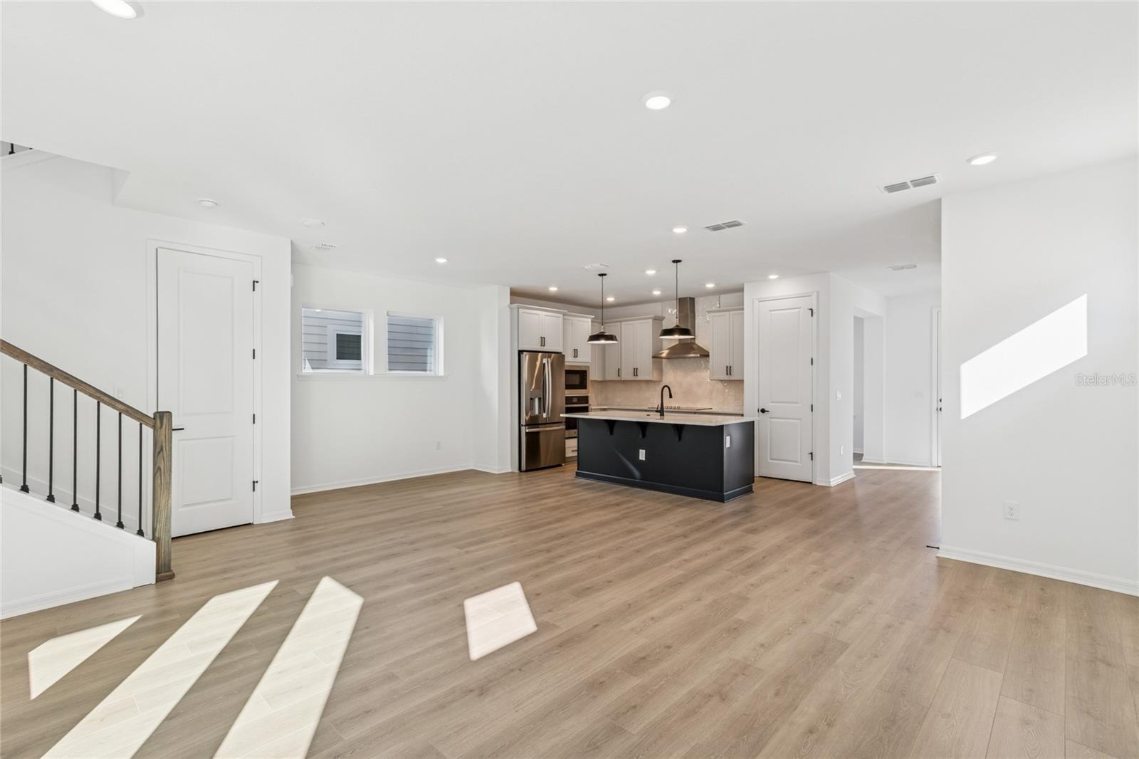 WESLYN PARK - Residential