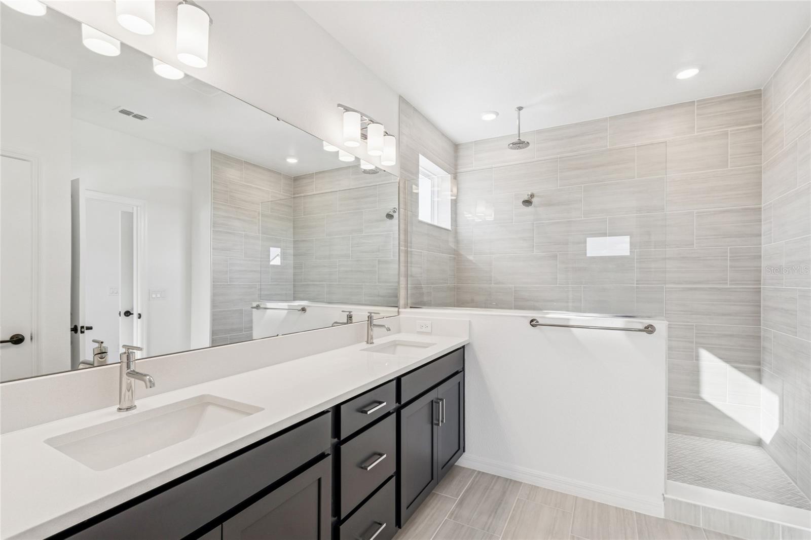 WESLYN PARK - Residential