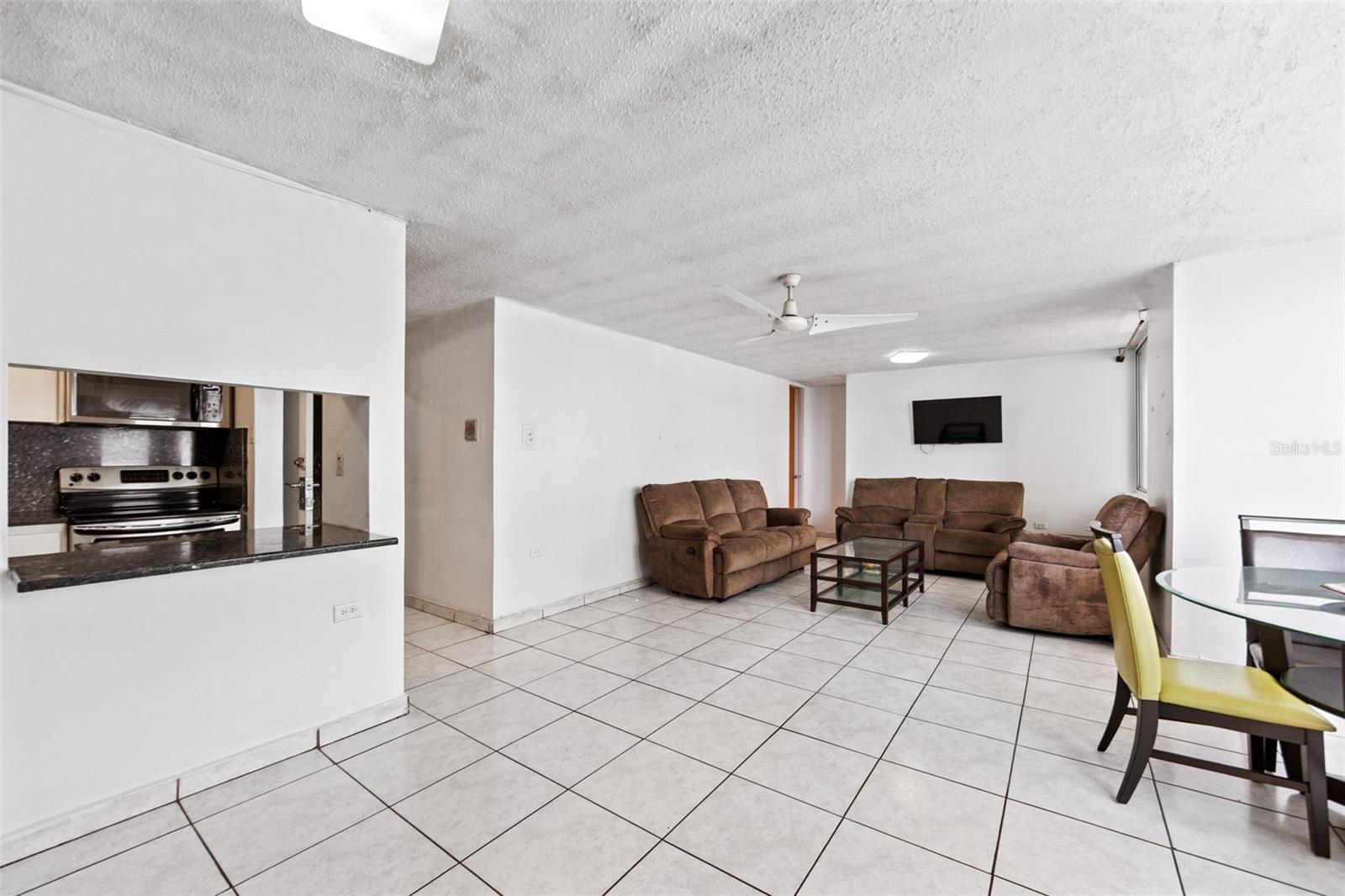 WASHINGTON EXECUTIVE CONDOMINIUM - Residential