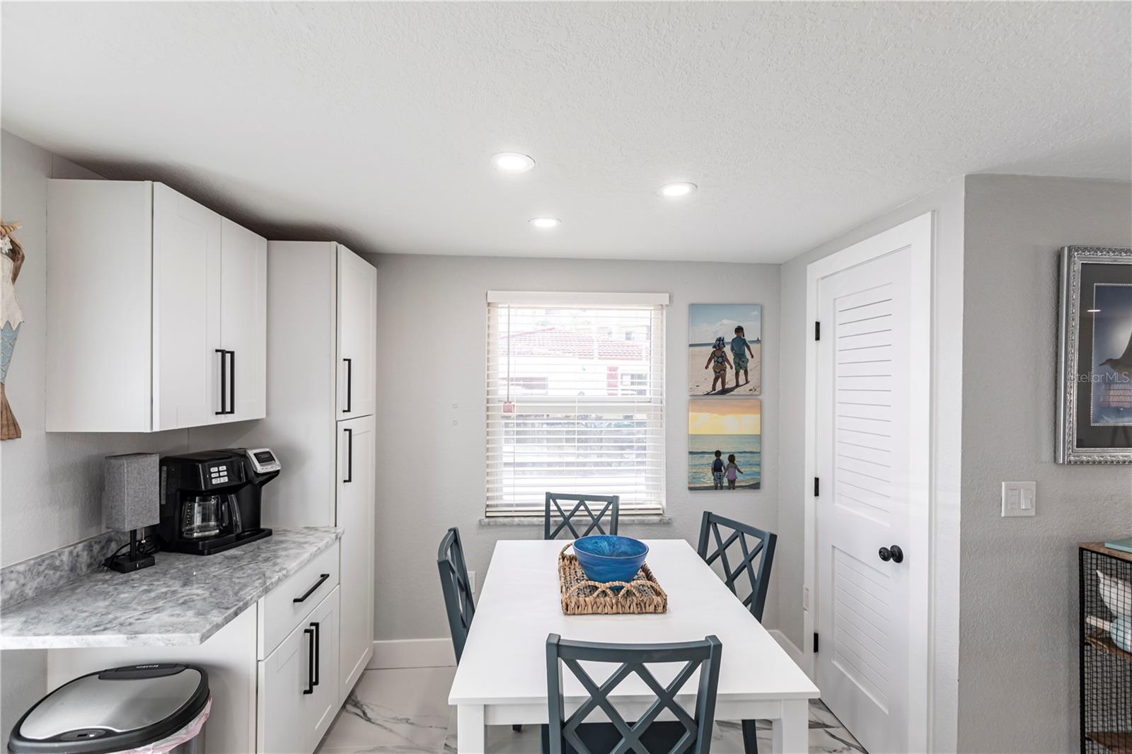 6154 MIDNIGHT PASS ROAD C16