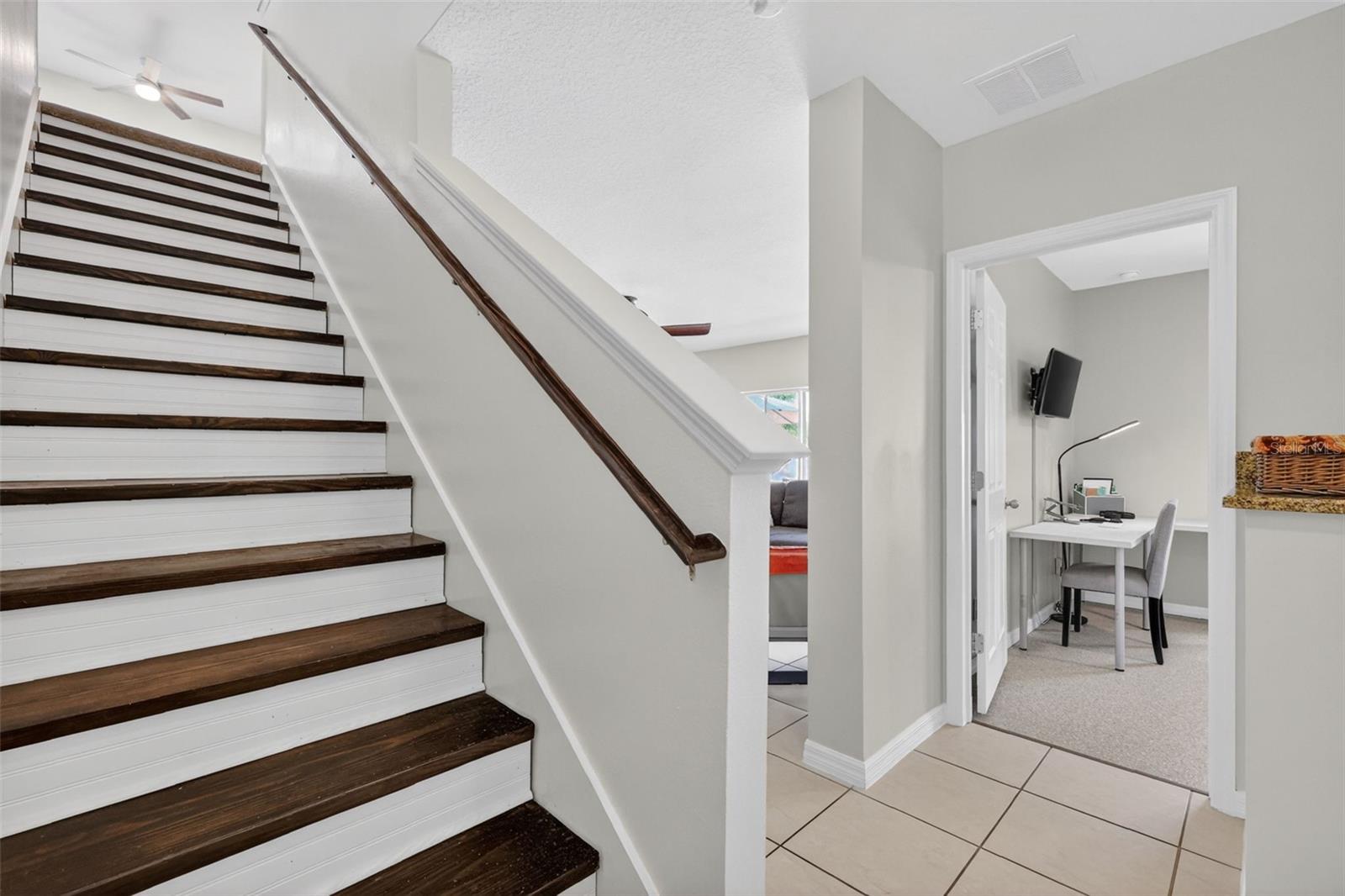 SORRENTO SPGS PH 4 - Residential