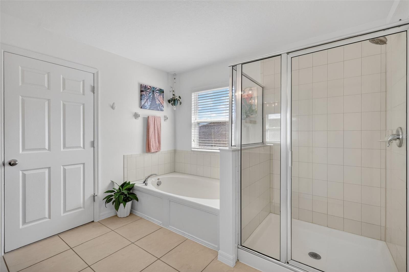 SORRENTO SPGS PH 4 - Residential