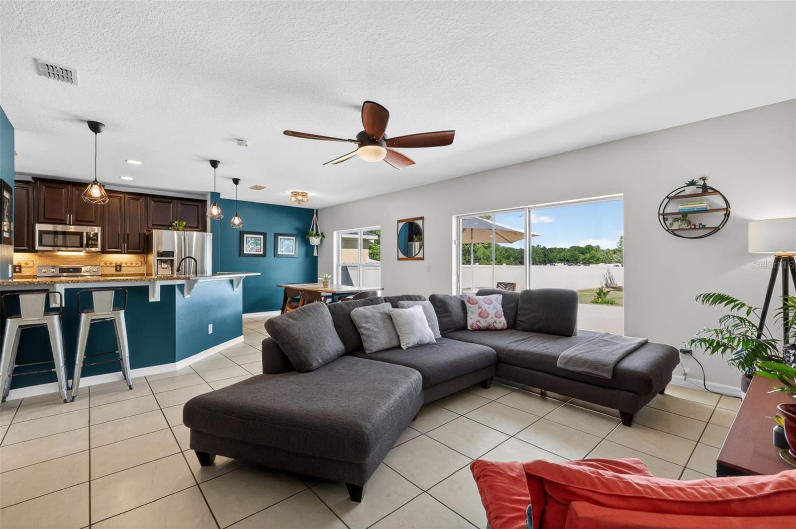 SORRENTO SPGS PH 4 - Residential